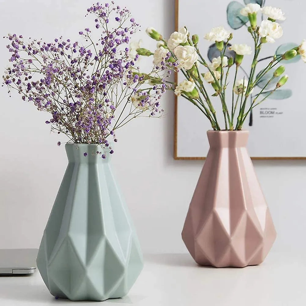 Diamond Pattern Plastic Flower Vase for Home Decoration Lightweight