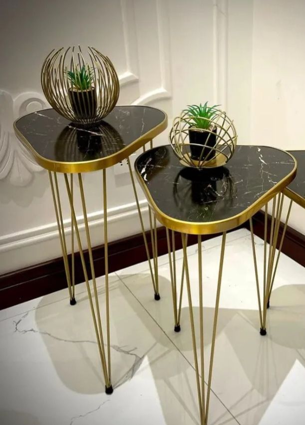 Mdf Wood Daisy Nesting Table With Metal Stand Set of 3 Round table Table Decoration