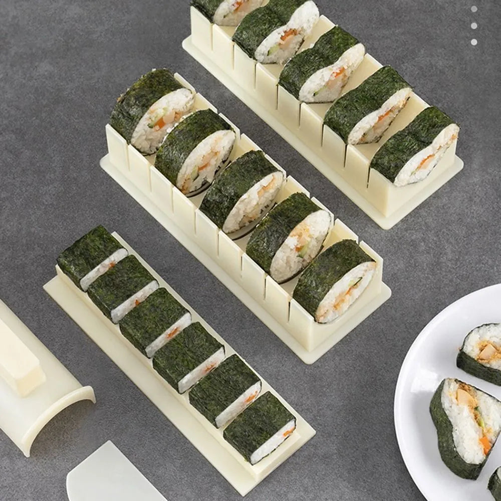 Sushi Maker Equipment Kit Plastic Kimbap Sushi Rolls Mold Round Square Heart-shaped